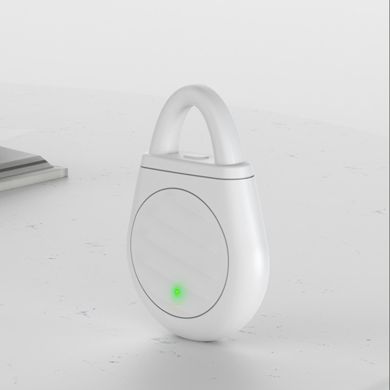 🔥Limited time offer Buy 3 get 1 free!🐦No more trouble from birds, beasts and locusts!Portable Ultrasonic Bird Repellent Keychain